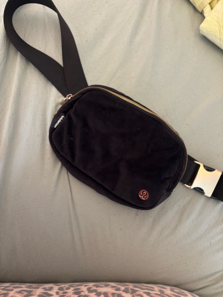 Lululemon Black Quilted Belt Bag With Gold Zipper